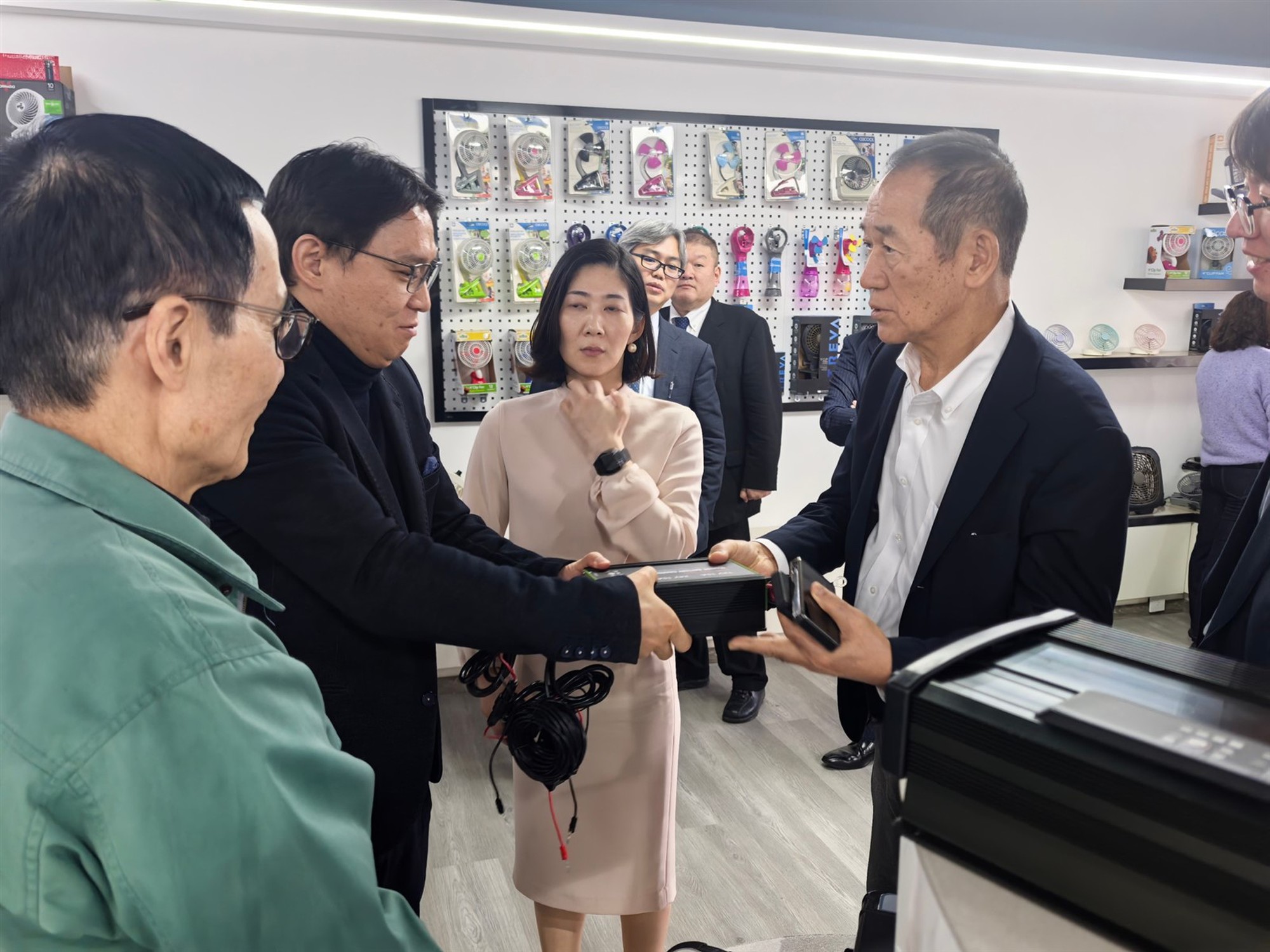 Delegation from the Japan DIY, Homecenter & Hardware Institute Visits Hangzhou Tonny Electric Delegation from the Japan DIY, Homecenter & Hardware Institute Visits Hangzhou Tonny Electric